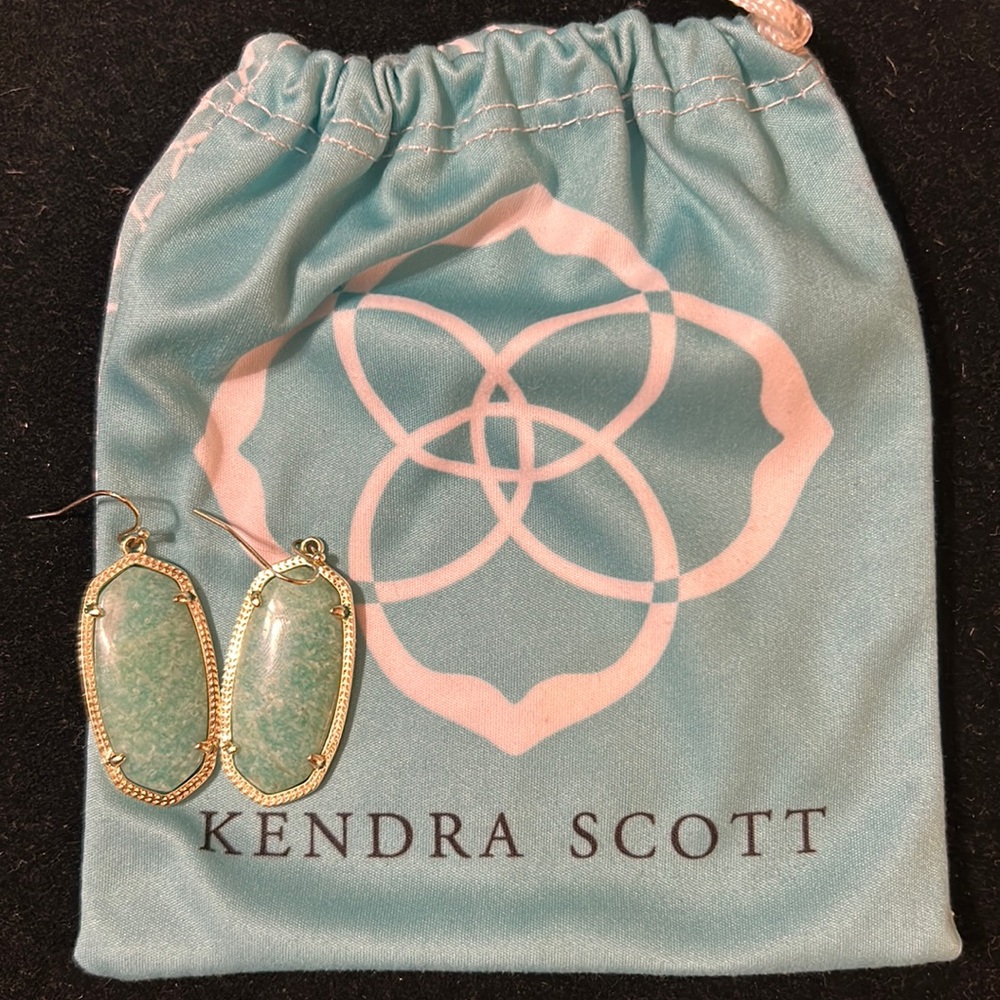 Kendra Scott earrings